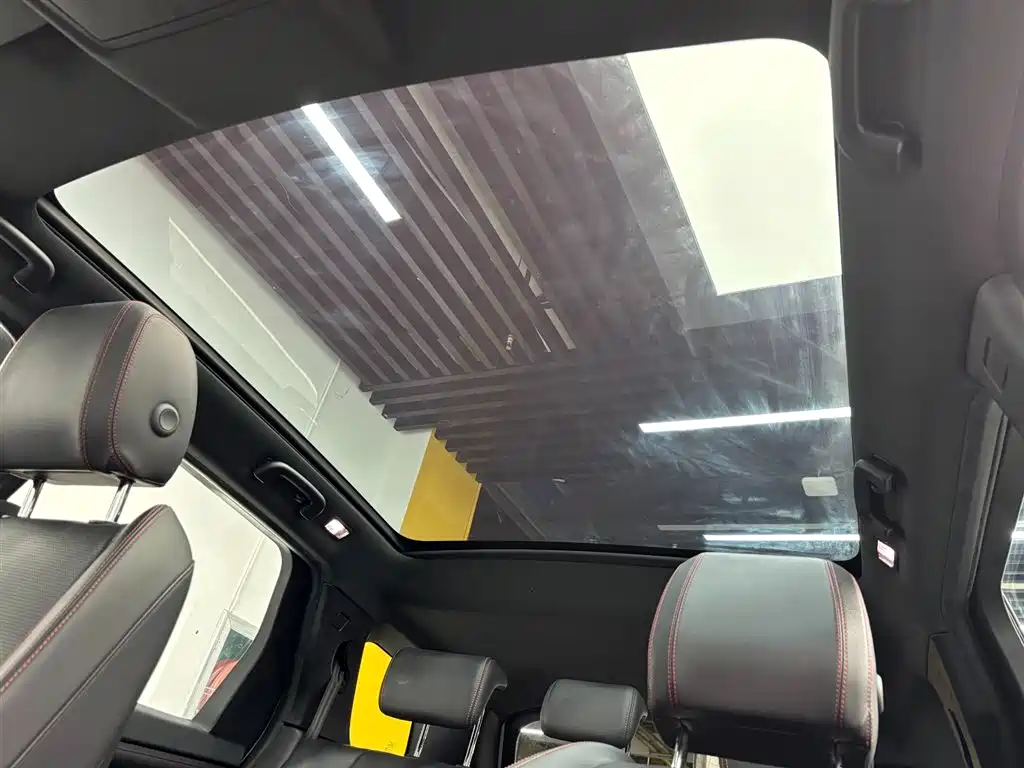 Land Rover Discovery Sport 2021 — фото 17