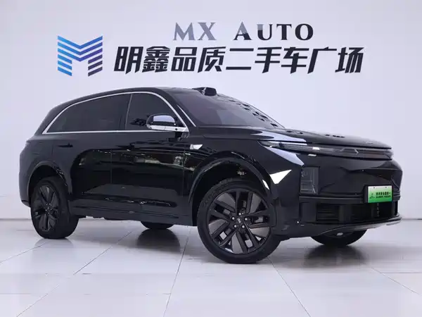 Li Auto L7 2025