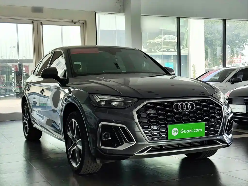 Audi Q5L Sportback 2022 — фото 22