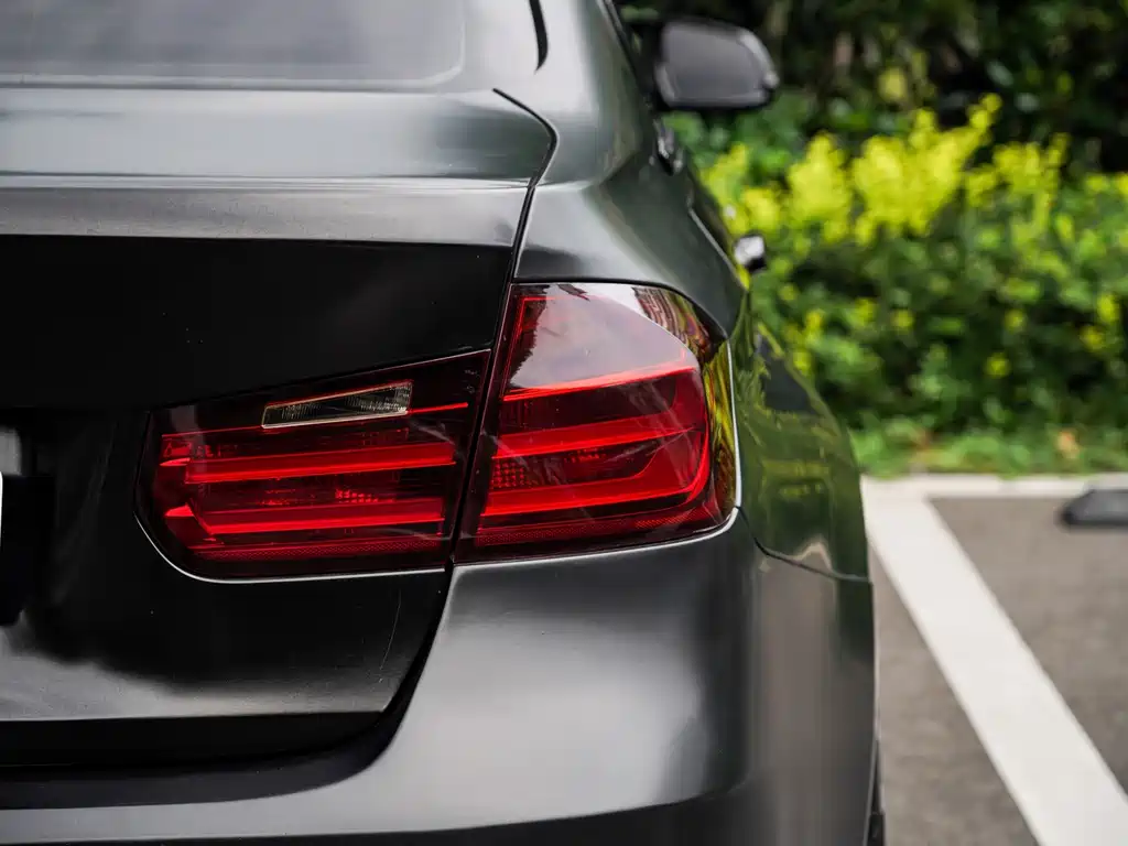 BMW 3 Series 2014 — фото 20