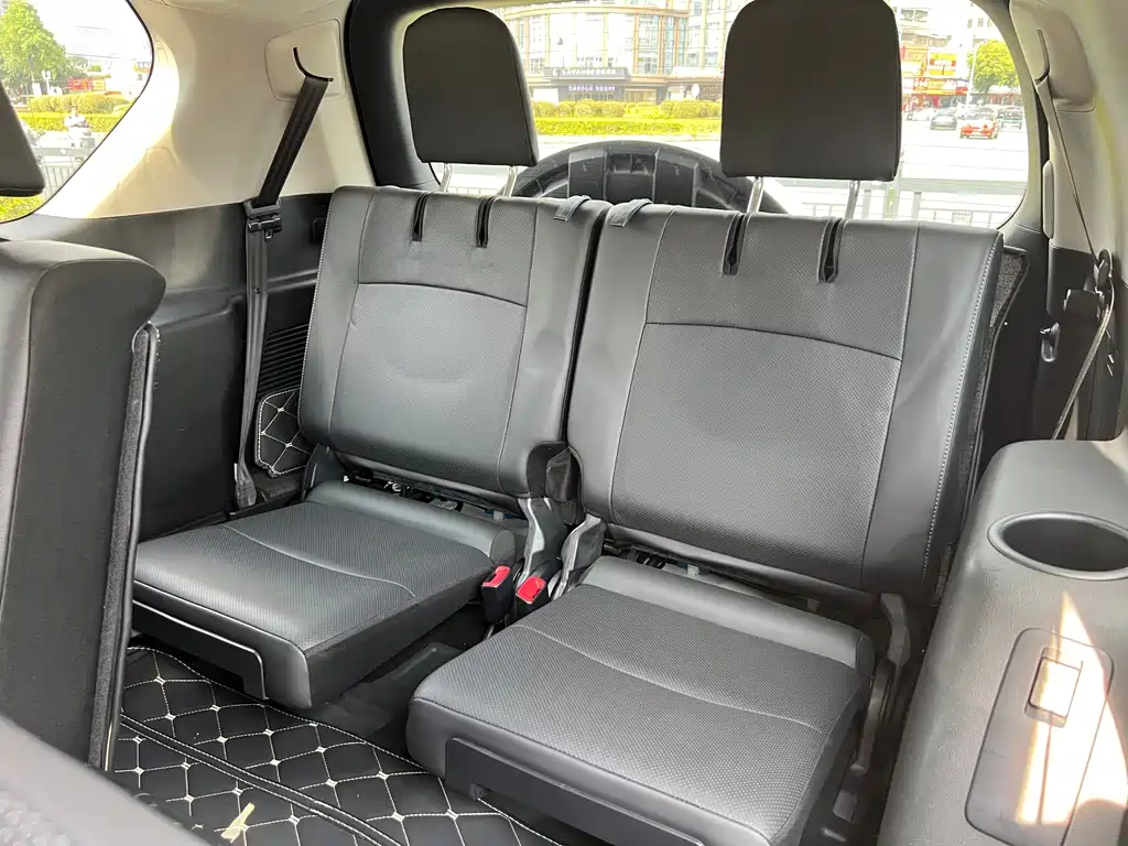 Toyota Prado 2018 — фото 18