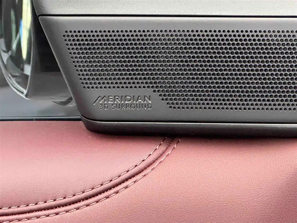 Land Rover Range Rover 2026 — фото 18