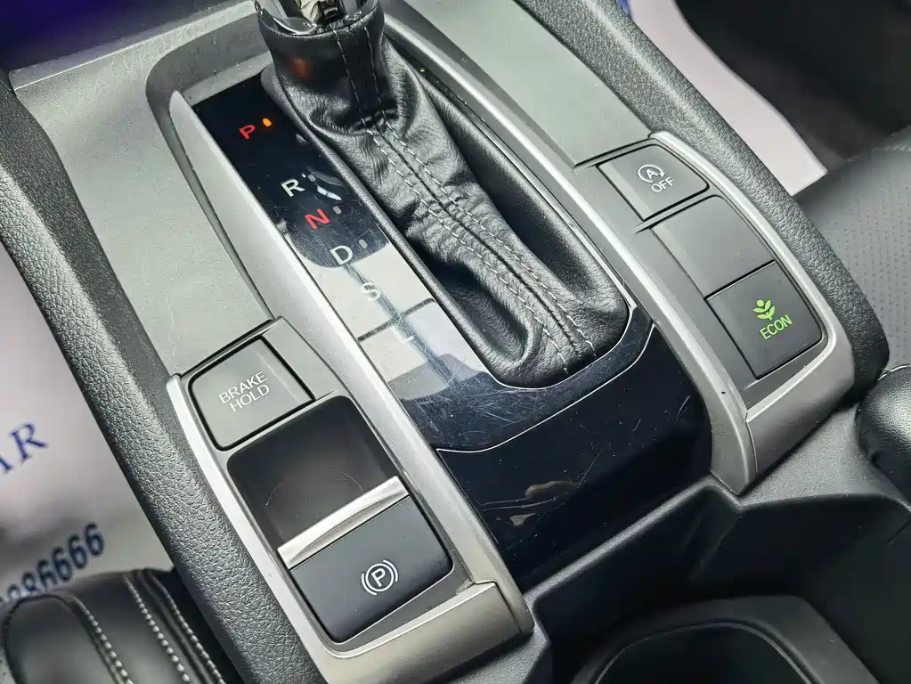 Honda Civic 2020 — фото 13