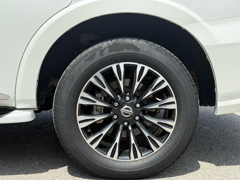 Nissan Patrol 2020 — фото 10