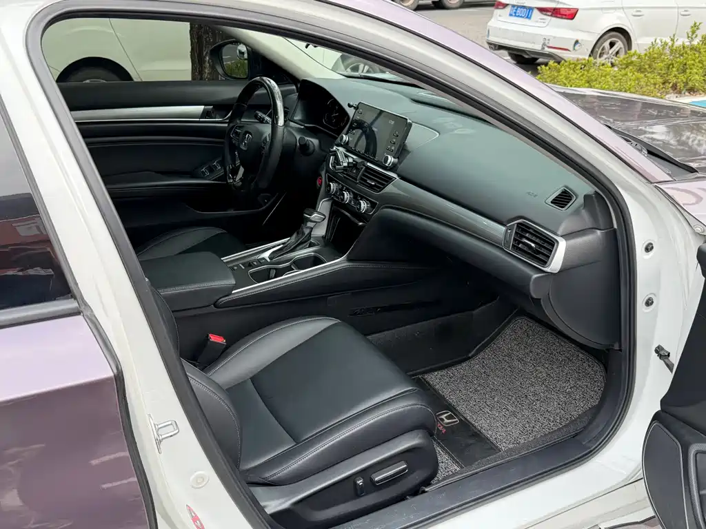 Honda Accord 2021 — фото 14