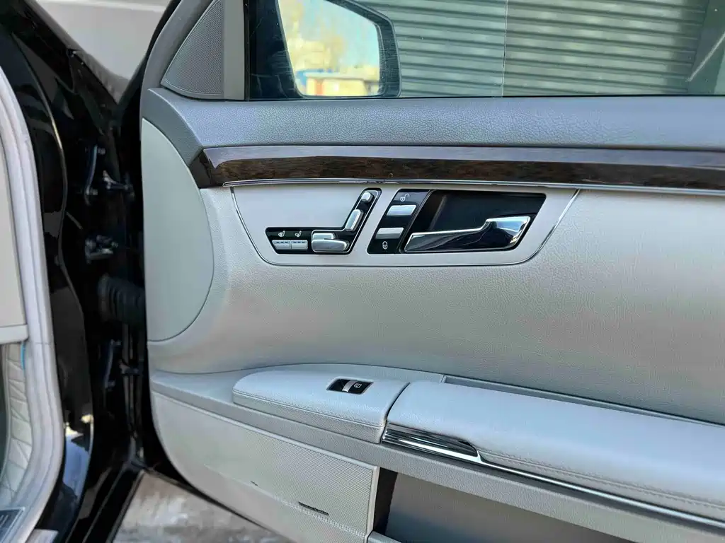 Mercedes-Benz S-Class 2012 — фото 26