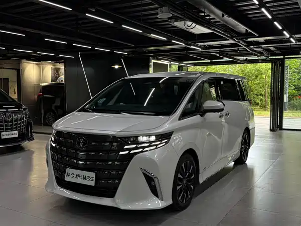Toyota Alphard 2024
