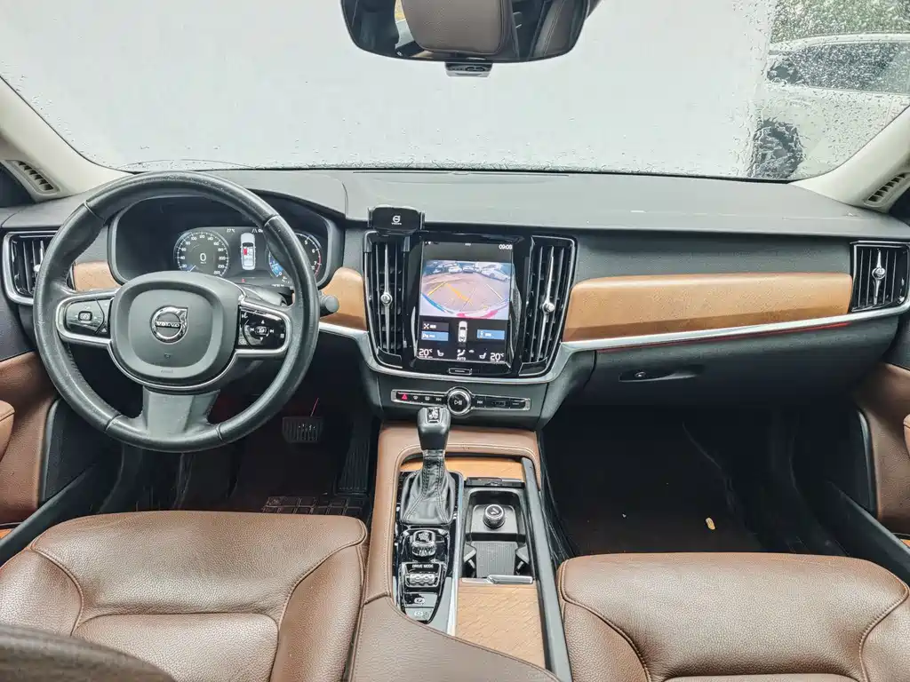 Volvo S90 2020 — фото 16