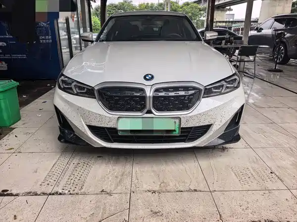 BMW i3 2024
