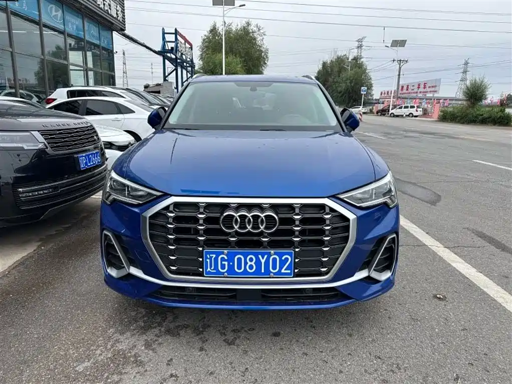 Audi Q3 2019 — фото 2