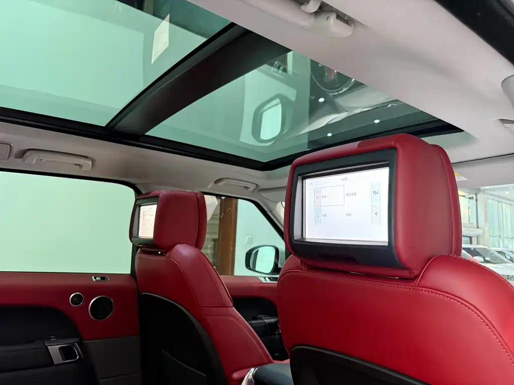 Land Rover Sport 2018 — фото 11