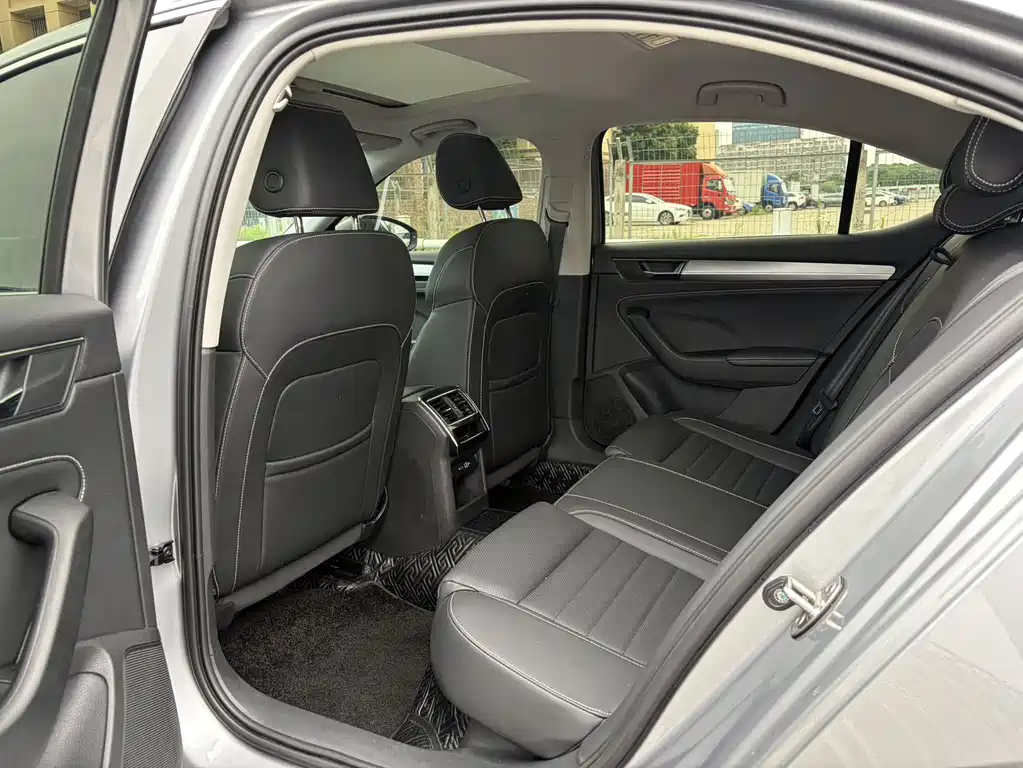 Skoda Superb 2023
