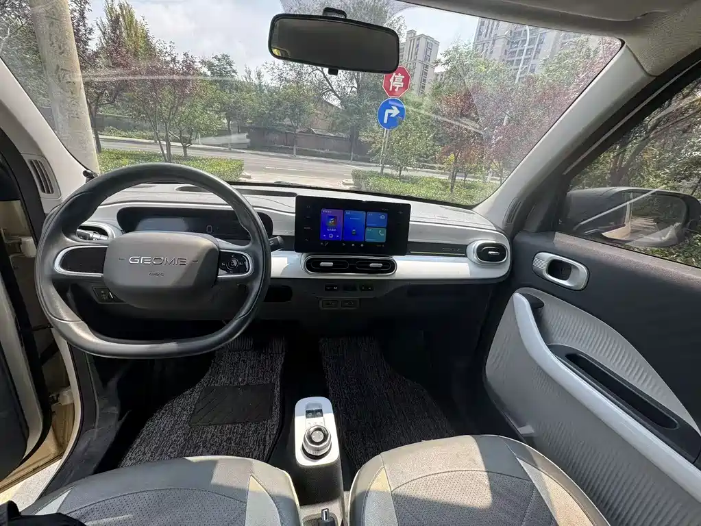 Geely Galaxy Panda 2025 — фото 8