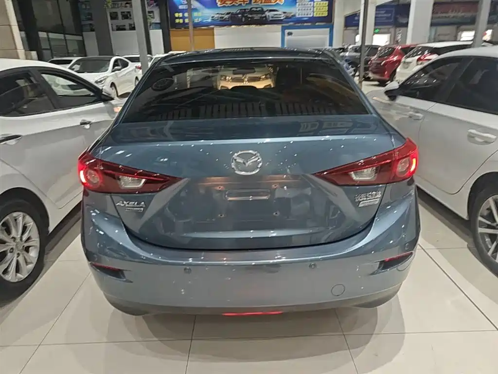Mazda 3 Axela 2016 — фото 6