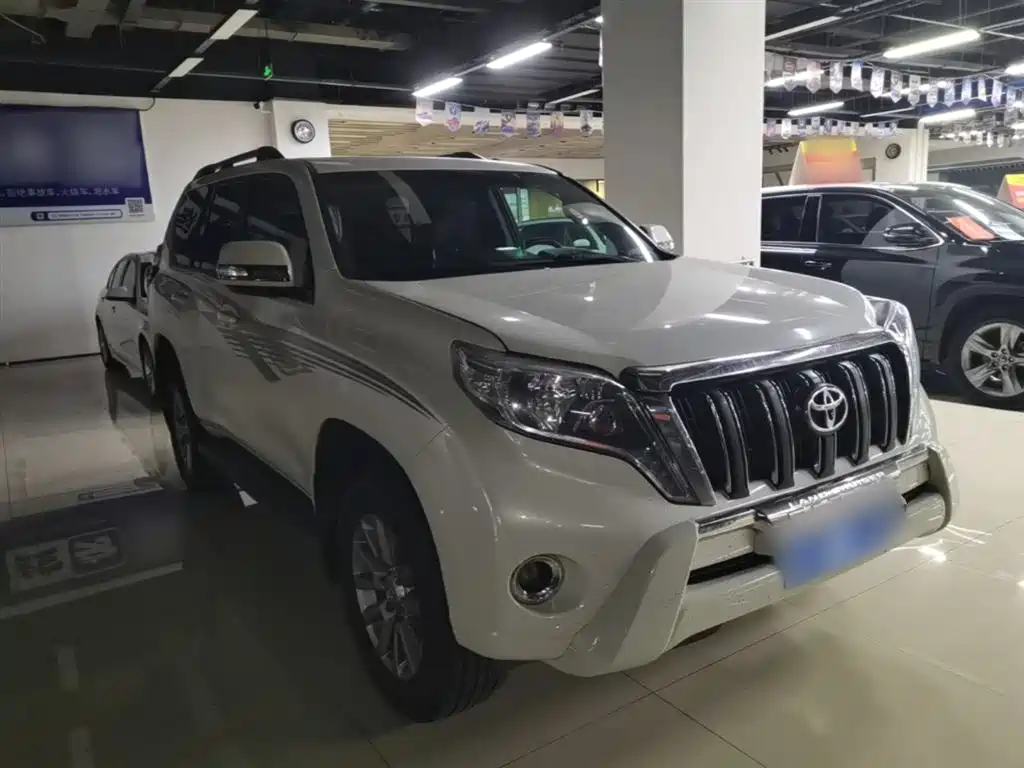 Toyota Prado 2017 — фото 22