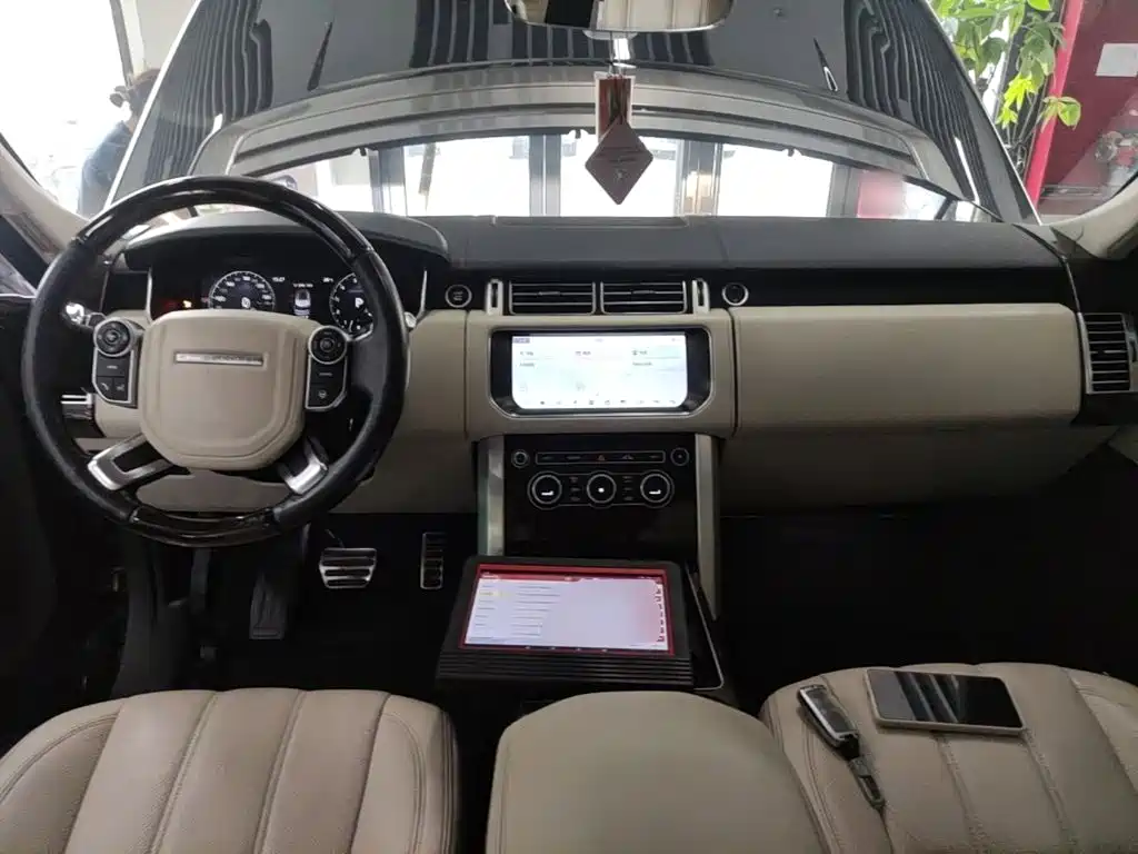 Land Rover Range Rover 2017 — фото 6