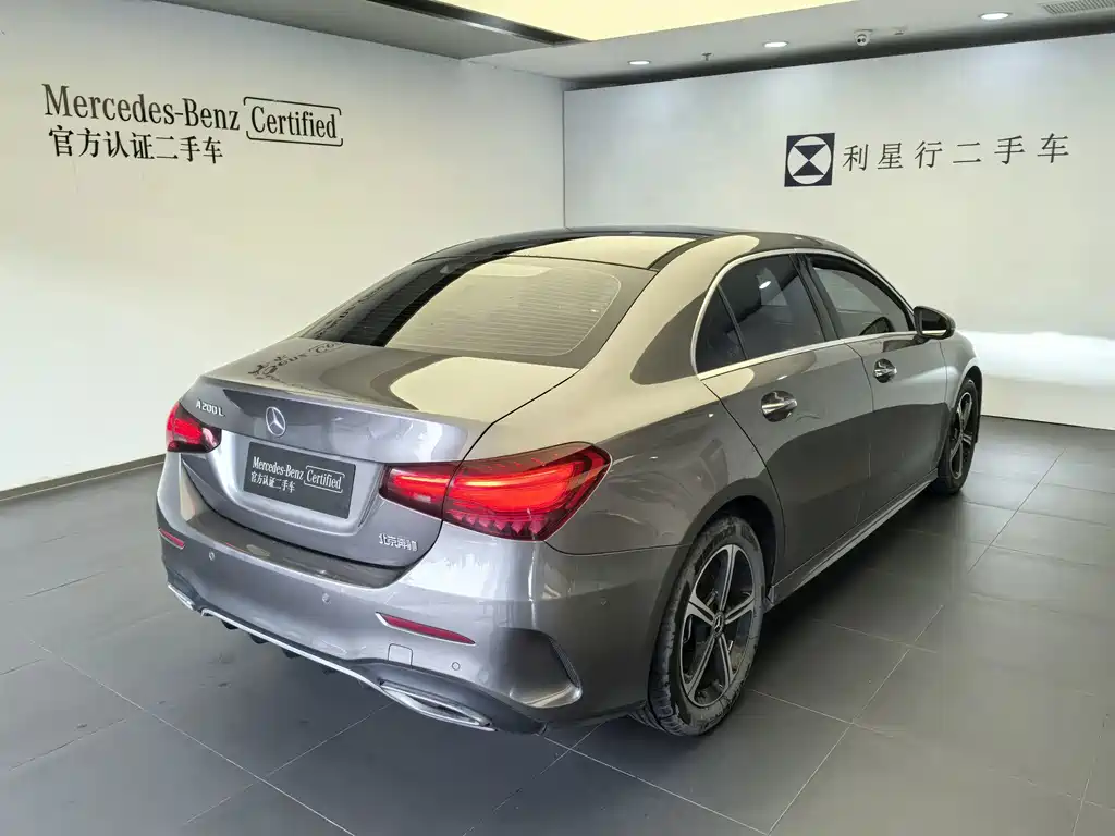 Mercedes-Benz A-Class 2024 — фото 10