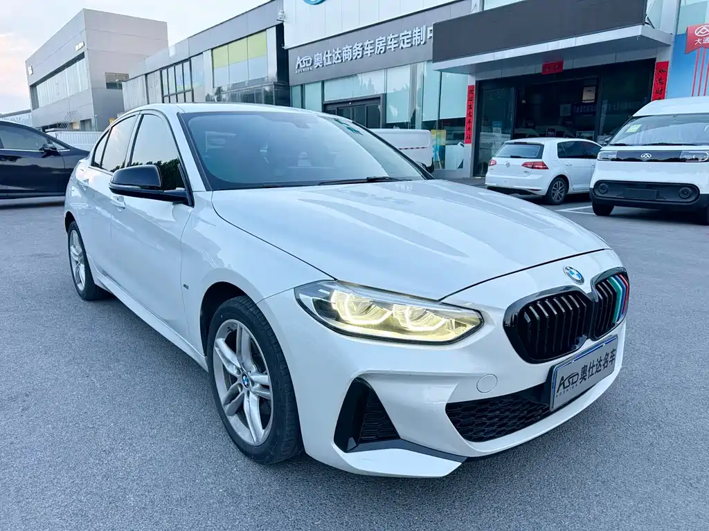 BMW 1 Series 2022
