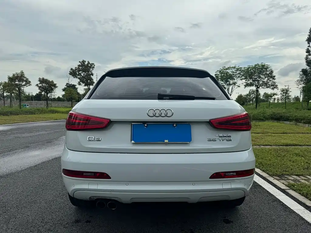 Audi Q3 2014