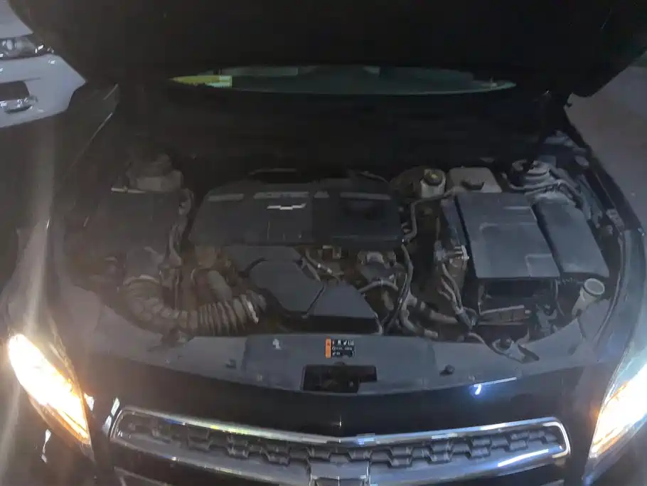 Chevrolet Malibu 2015 — фото 10