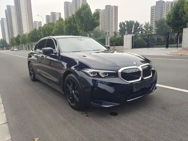 BMW i3 2024