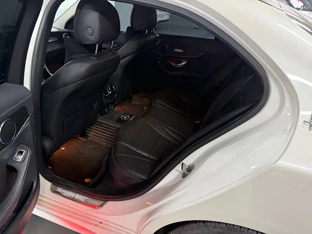 Mercedes-Benz C-Class 2019 — фото 11