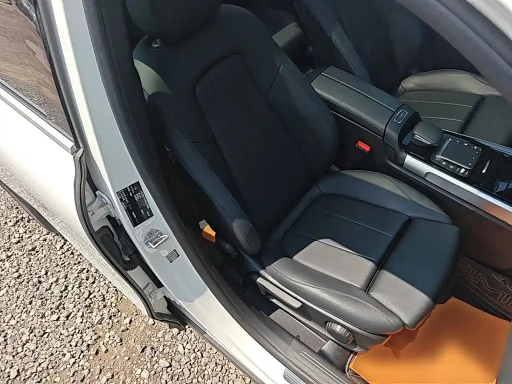 Mercedes-Benz GLB 2022 — фото 25