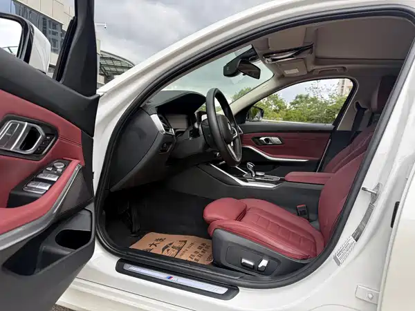 BMW 3 Series 2021