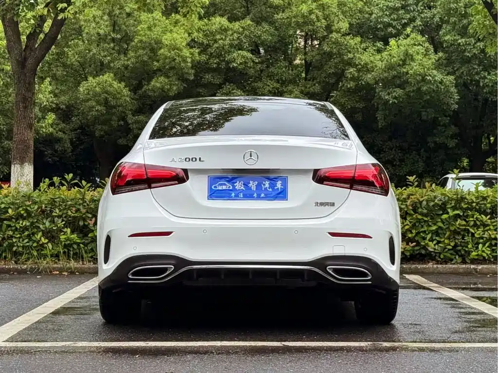 Mercedes-Benz A-Class 2023 — фото 6