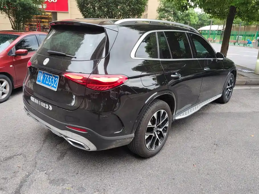 Mercedes-Benz GLC 2023