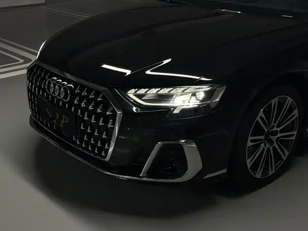 Audi A8 2023
