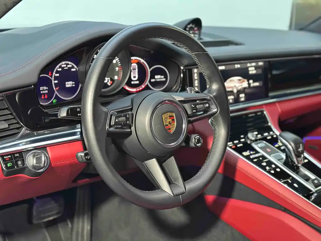 Porsche Panamera 2021 — фото 17