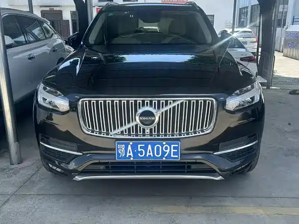 Volvo XC90 2019