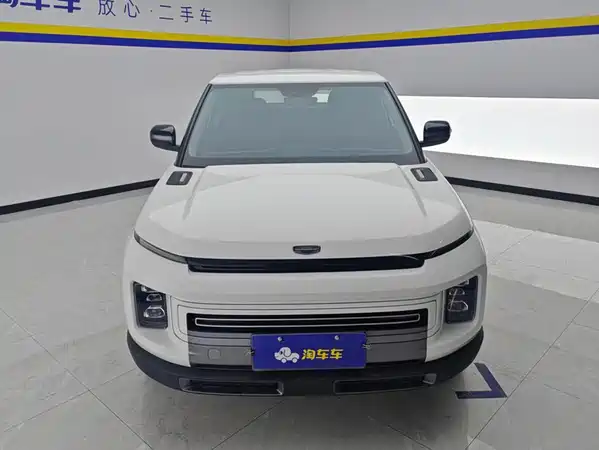 Geely ICON 2021