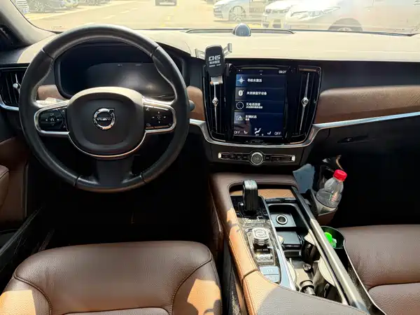 Volvo S90 2020