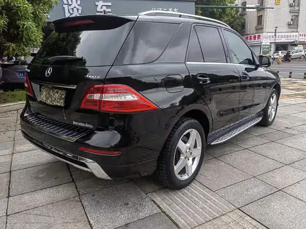 Mercedes-Benz M-Class 2013