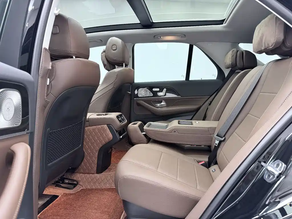 Mercedes-Benz GLE 2025 — фото 15