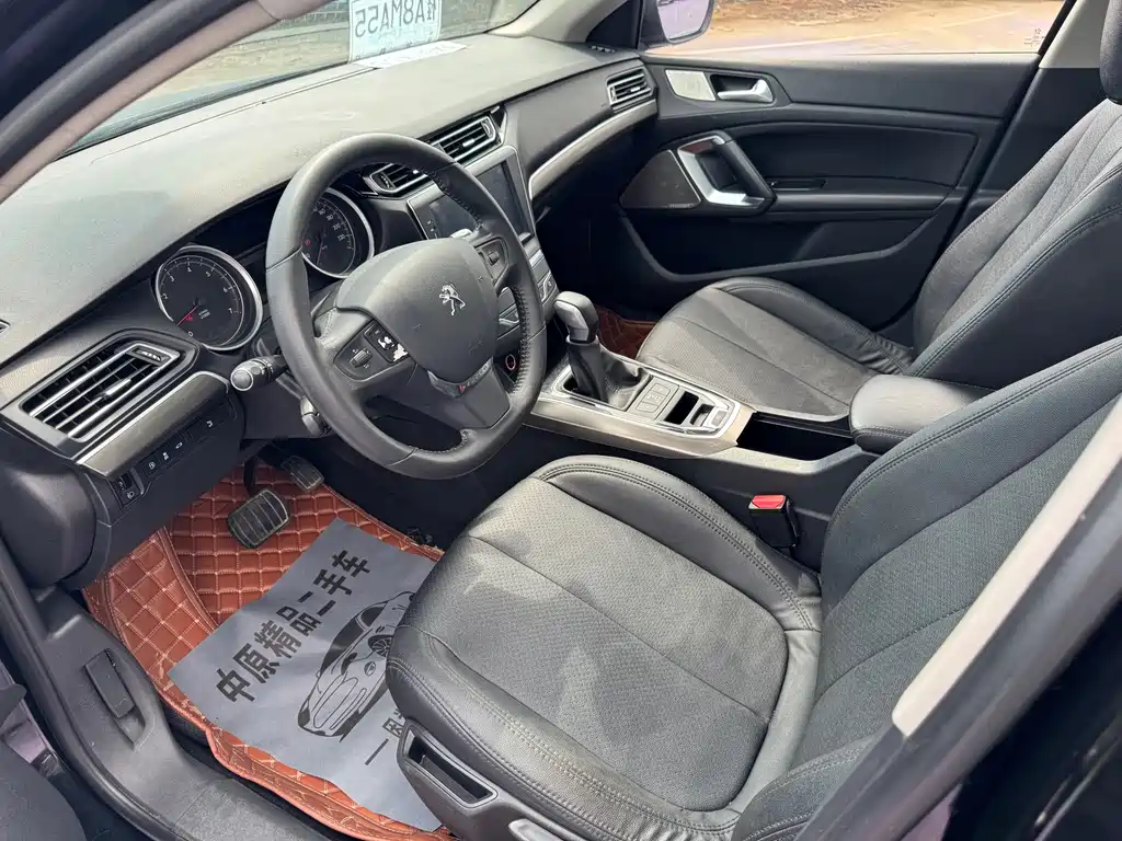 Peugeot 408 2015 — фото 13