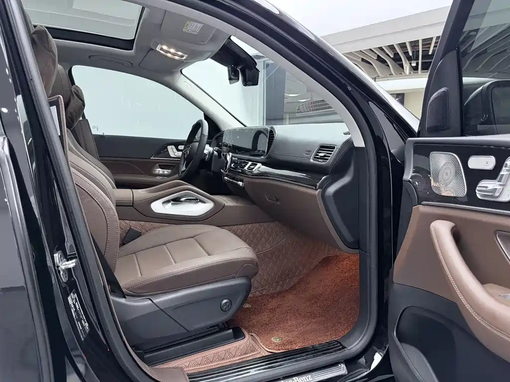 Mercedes-Benz GLE 2025 — фото 17