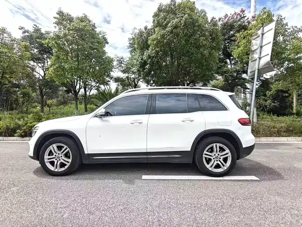 Mercedes-Benz GLB 2022