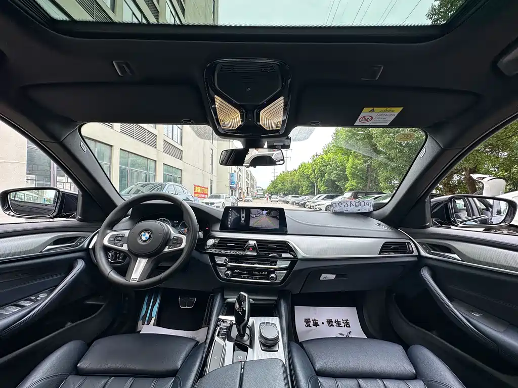 BMW 5 Series 2019