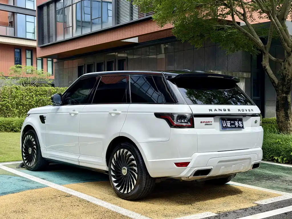 Land Rover Sport 2014 — фото 9