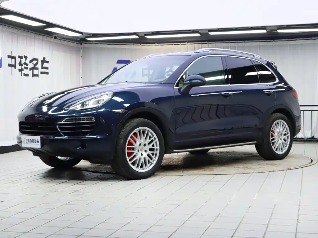 Porsche Cayenne 2013 — фото 1