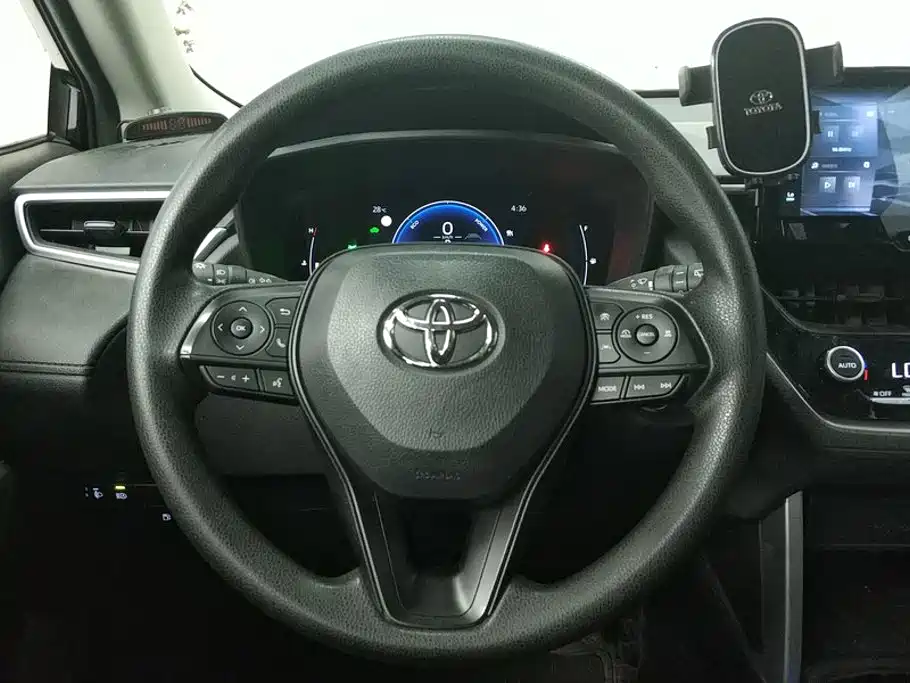 Toyota Corolla Cross 2024 — фото 15