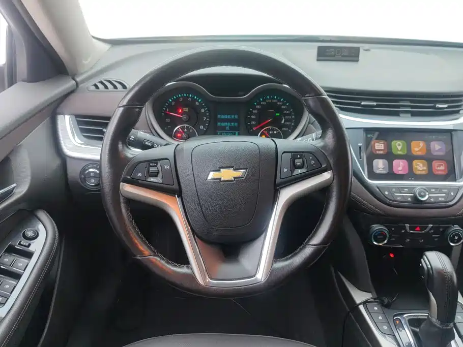 Chevrolet Malibu 2019 — фото 15