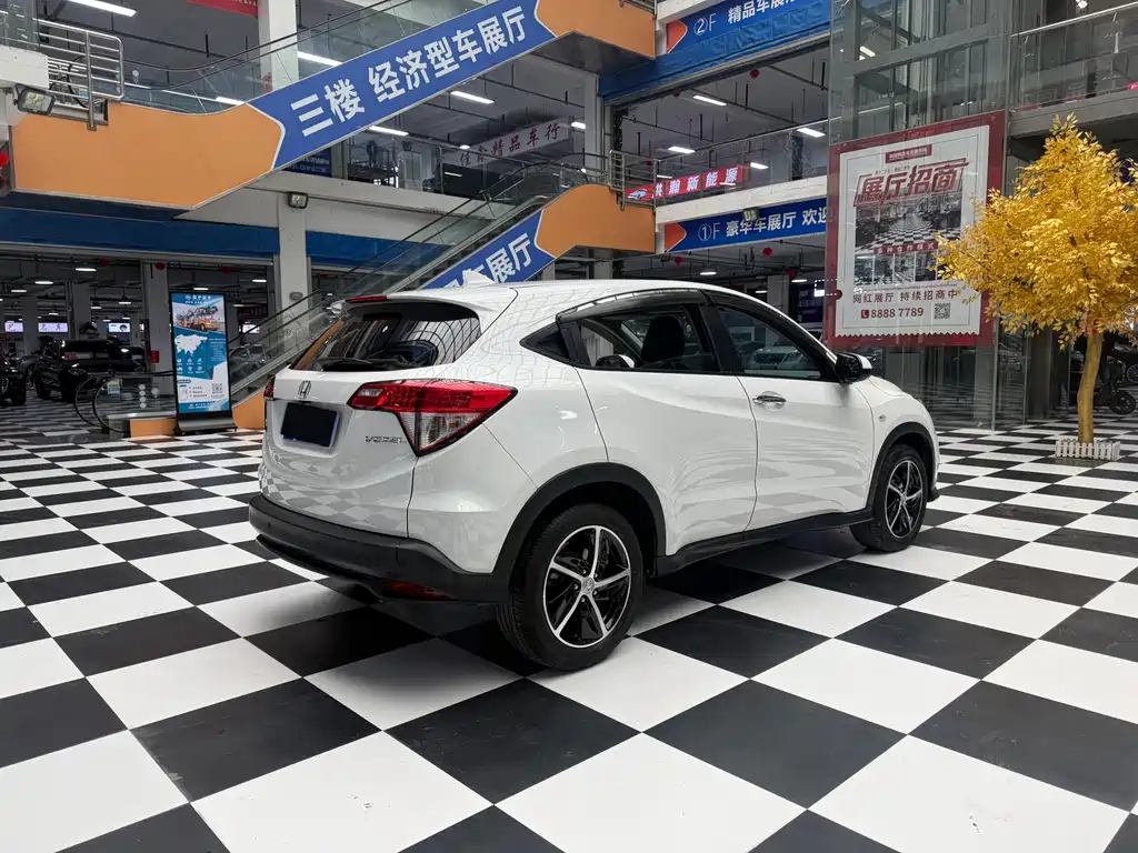 Honda Vezel 2021 — фото 6