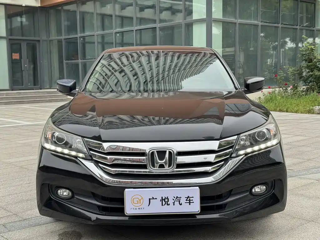 Honda Accord 2014 — фото 2
