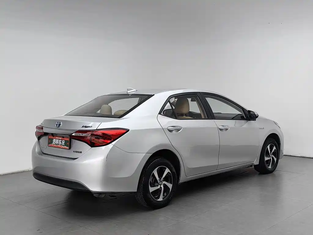 Toyota Levin 2017 — фото 2