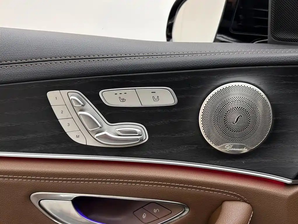Mercedes-Benz E-Class 2023 — фото 15