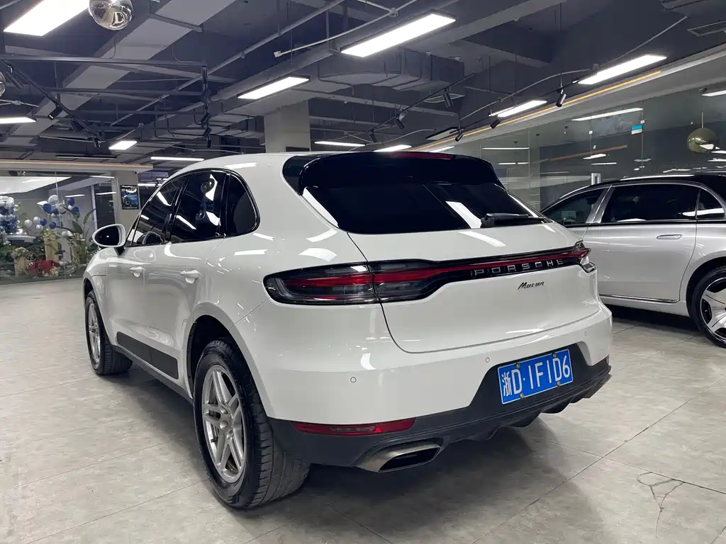 Porsche Macan 2020 — фото 4